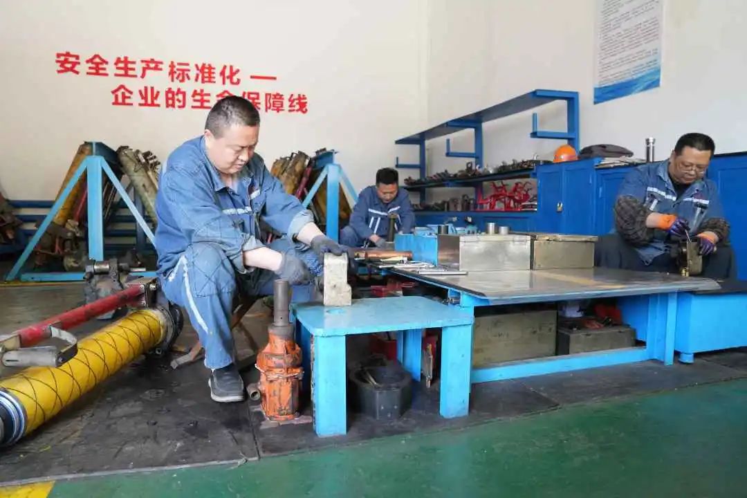加工超市修舊利廢.jpg