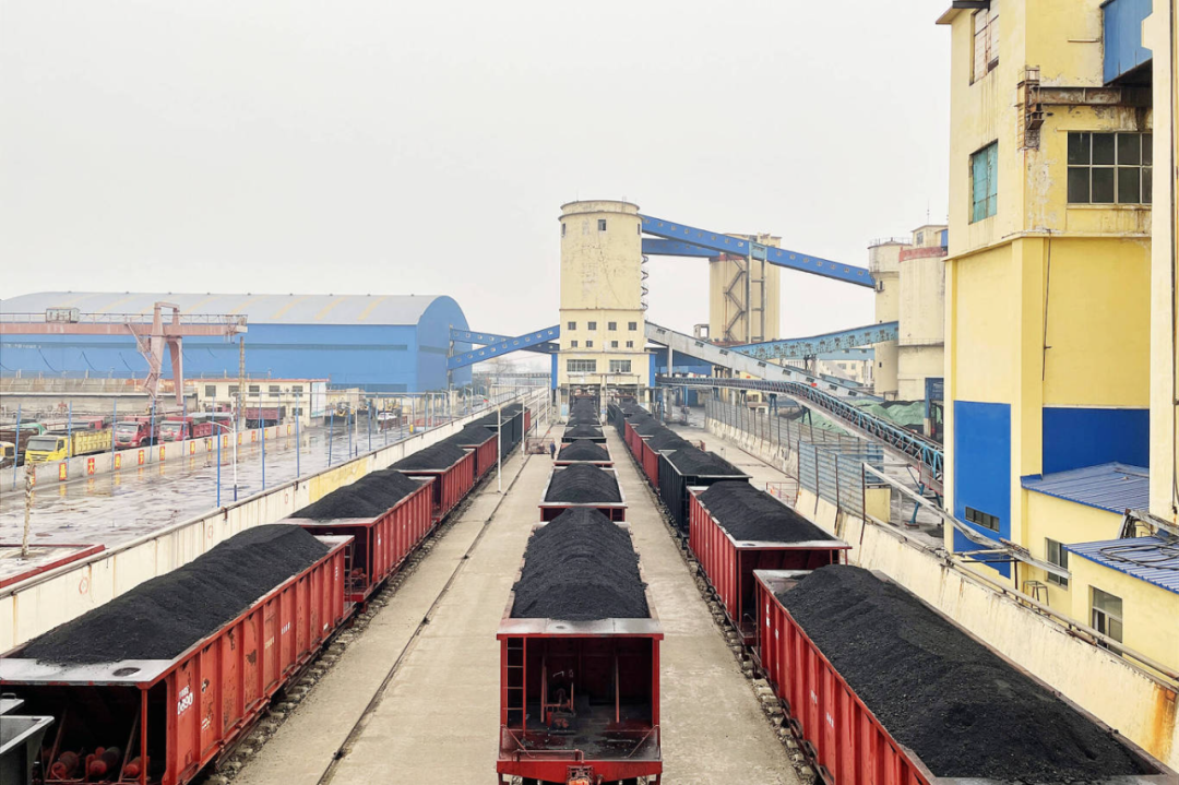 田陈煤矿:保供“提速加码” 攻坚“迎峰度冬” (1).png