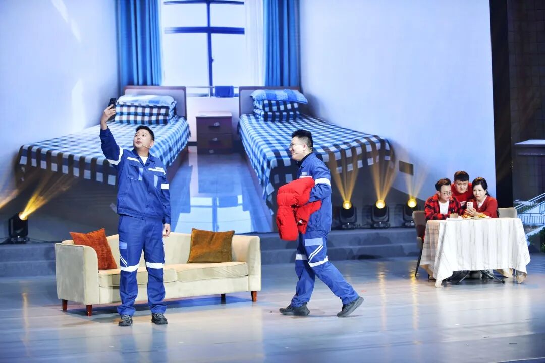 5.家里来人了01.jpg 5.家里来人了01.jpg