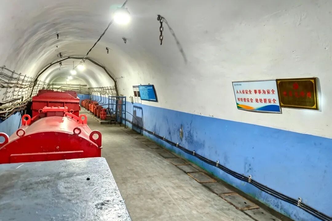党员先锋岗1.jpg