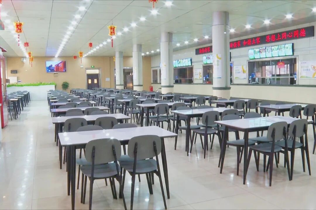 职工食堂 (1).jpg