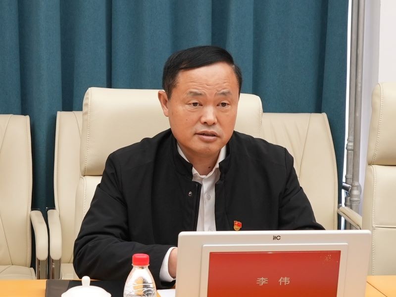 李伟7