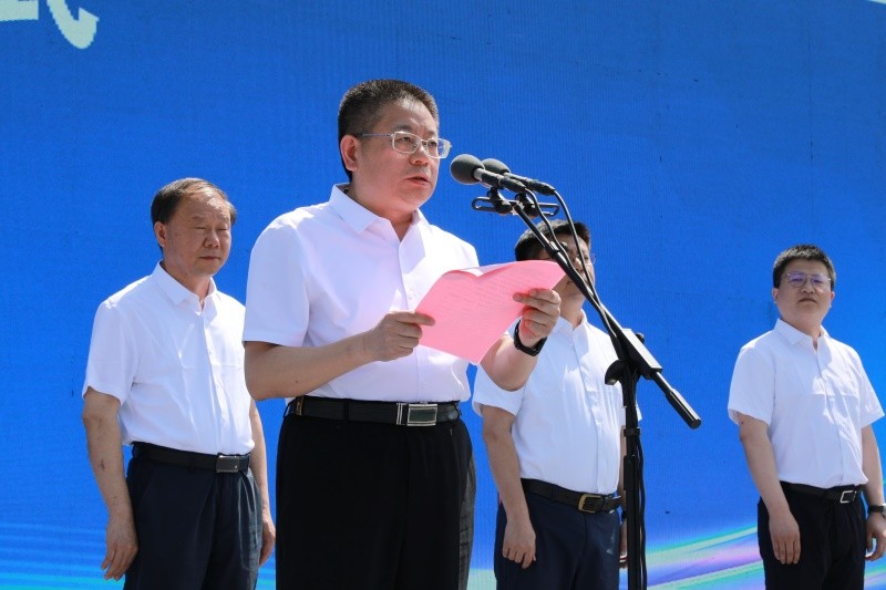 新泰市委书记宋鸿鹏讲话