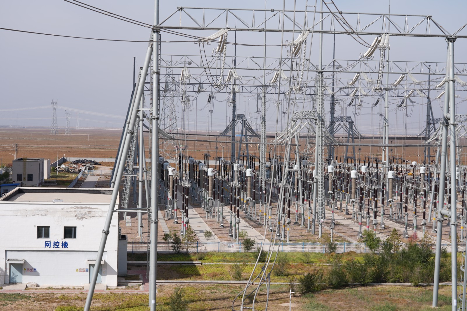 发电输出升压站