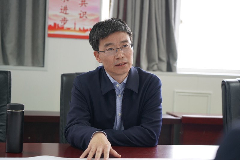 张延伟