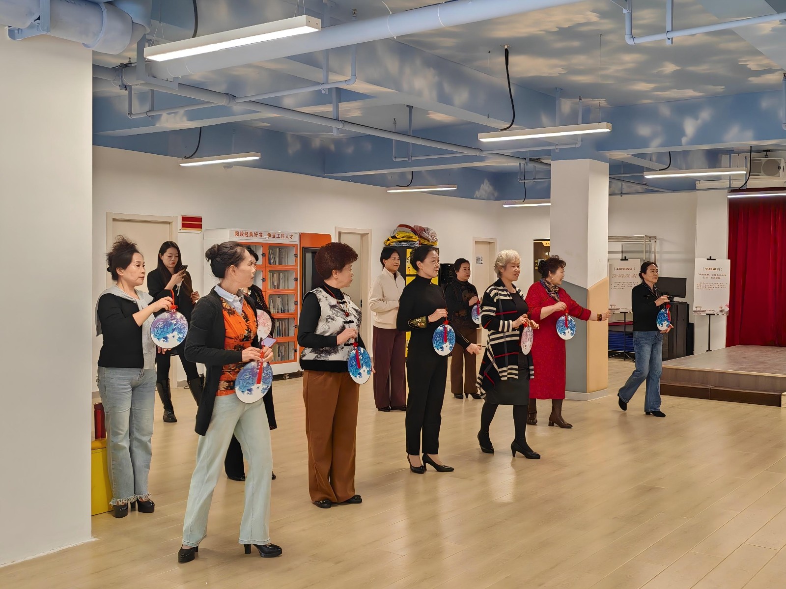 5b4b89176b1e2386b8d1cdd7098b0f28(1)