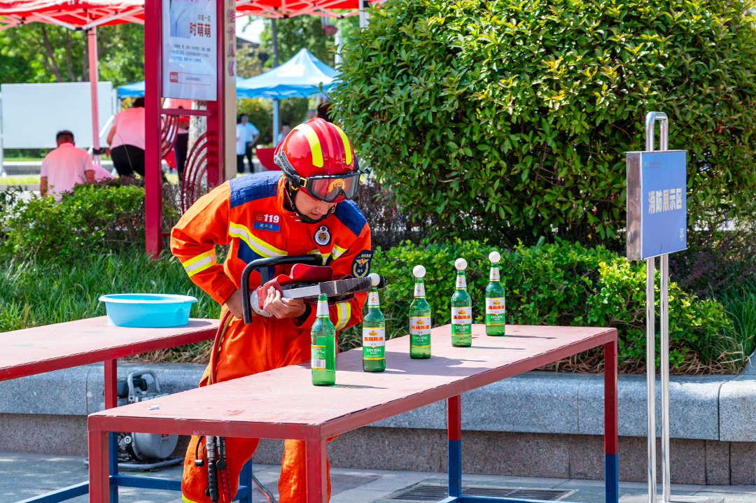 DSC_6395_1.png