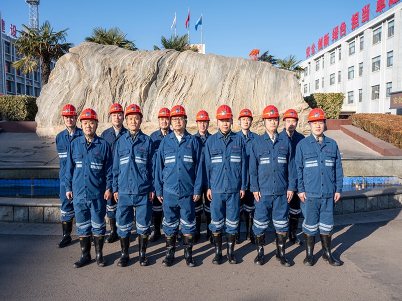 综采一区生产二班_副本