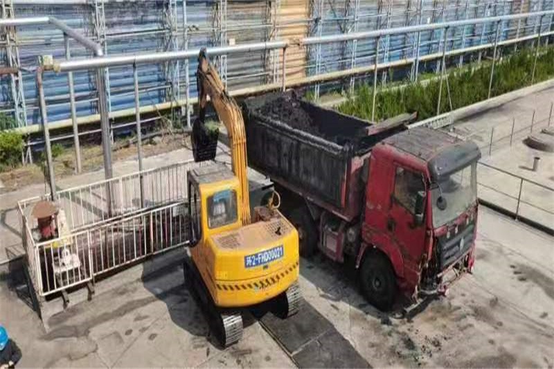 ce2f2c0e98dd452504fea6f2cf7e866