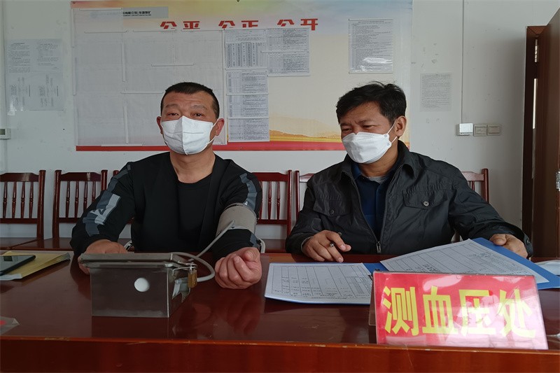 9748ed62766099e67e894b75fef984f