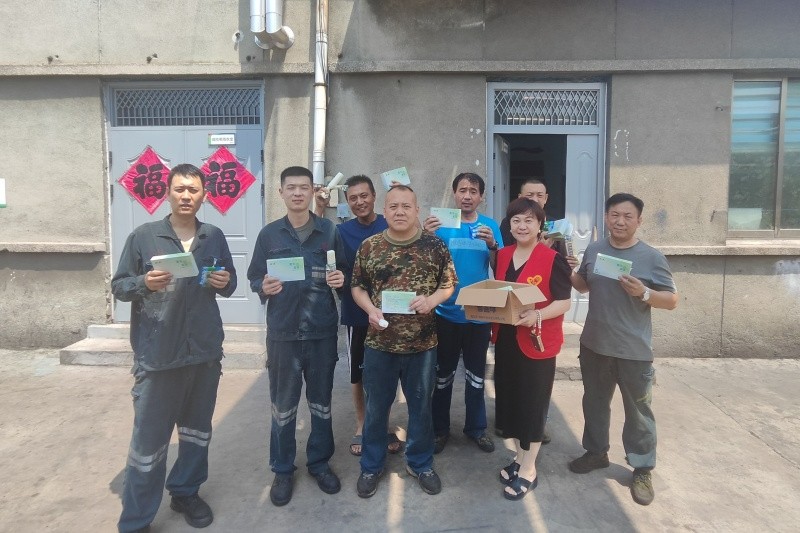 运转工区“夏送清凉”活动为职工保驾护航1