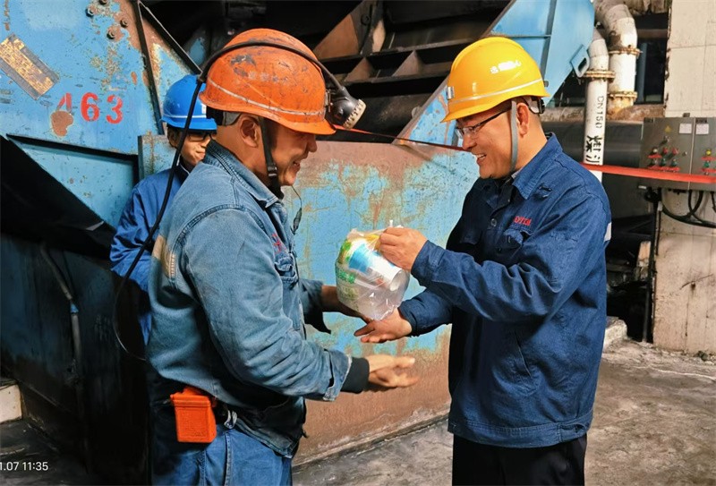 b54a0808a0c5463bdd4aebd86e02cab3