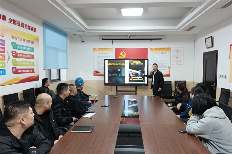 ec3ded8b54384e6a2dec363994712e95