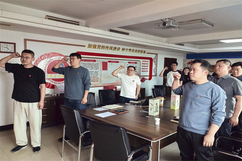 9adf015a8f2cc370daa332d995de413