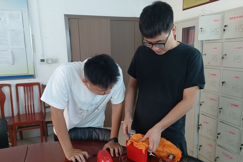 自救器3