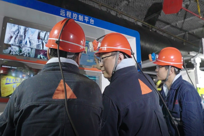 掘进智能化现场1