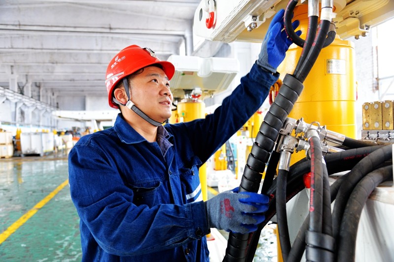 6150F0D7CB344B9FD2863AA63132BC12