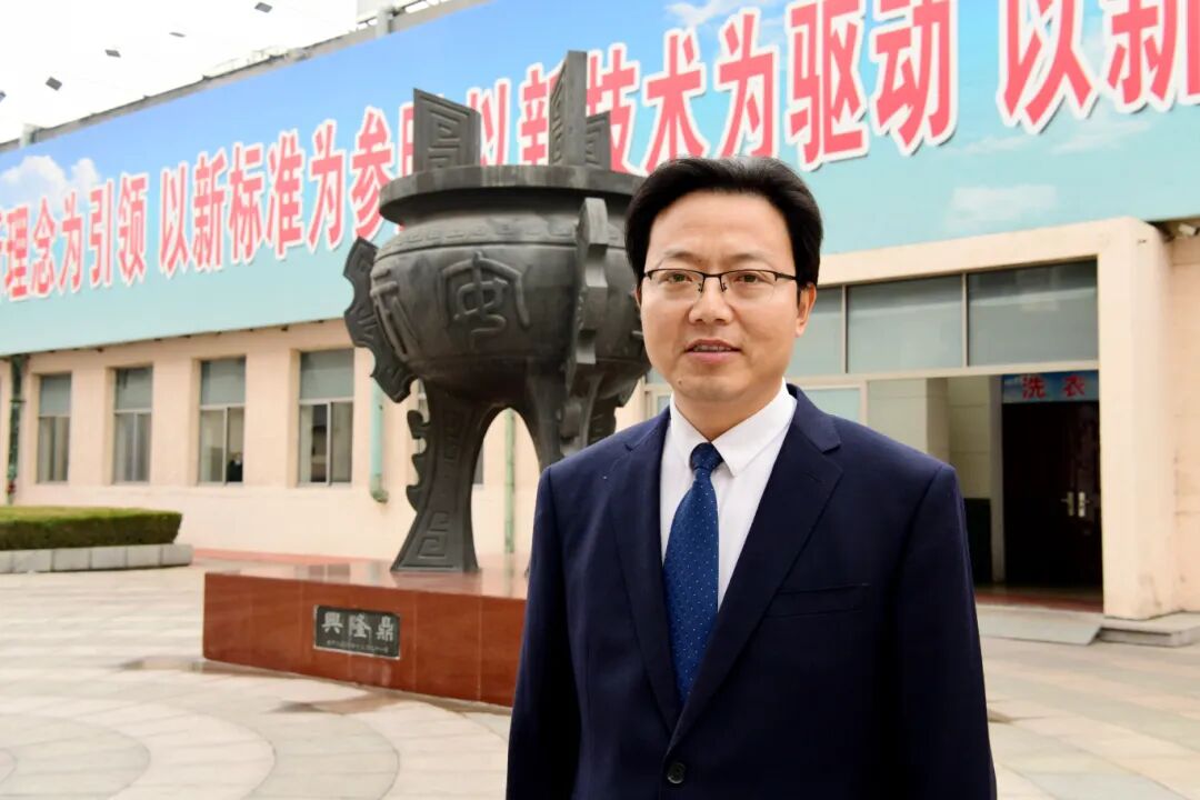 1.兴隆庄煤矿副总工程师、安全监察部（生态环保部）部长 栾建伟.jpg