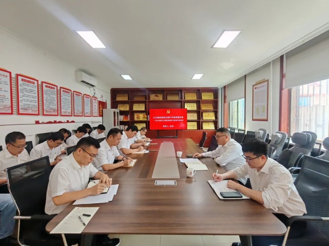 徐京.jpg