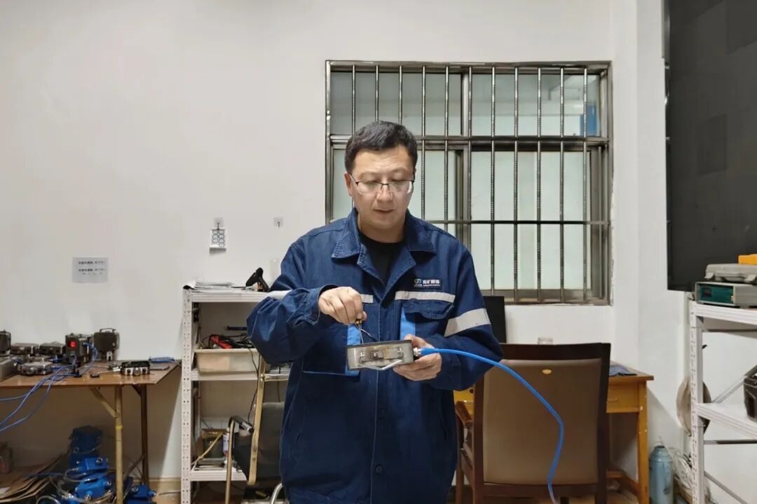 2通防工区赵长振 .jpg