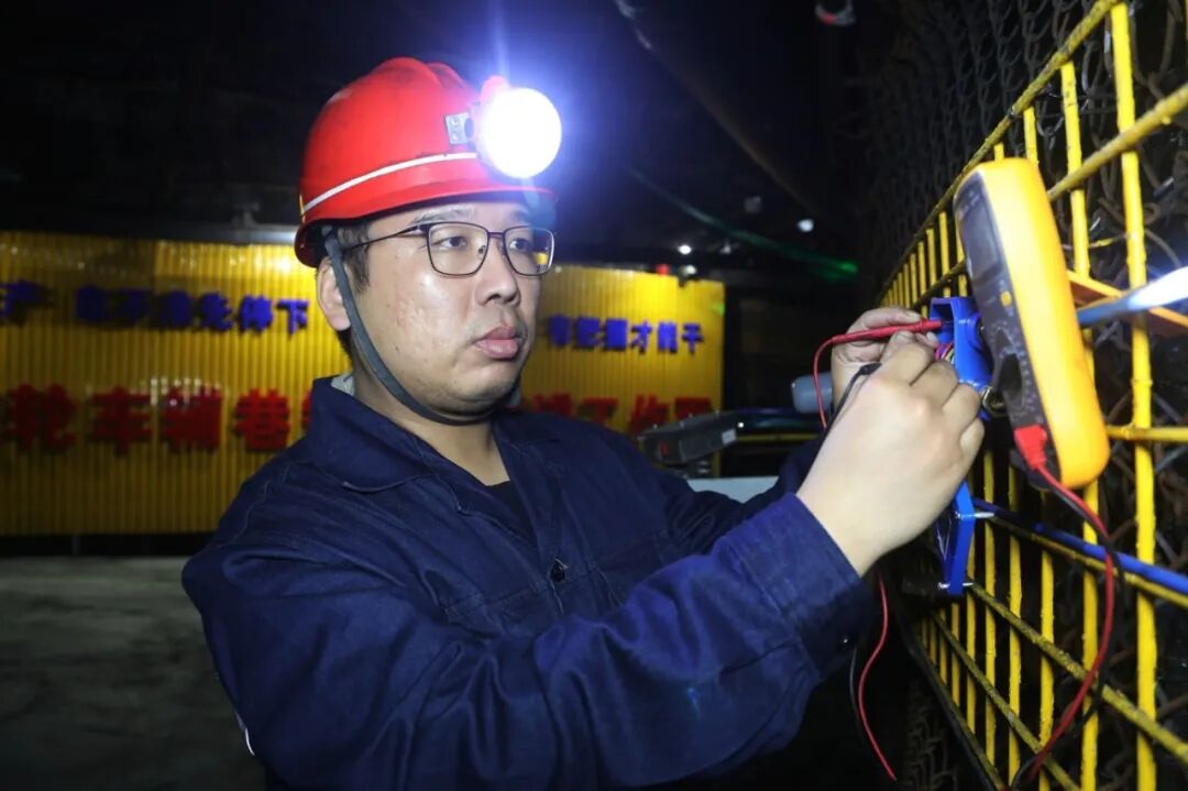 1通防工区鞠荣.jpg