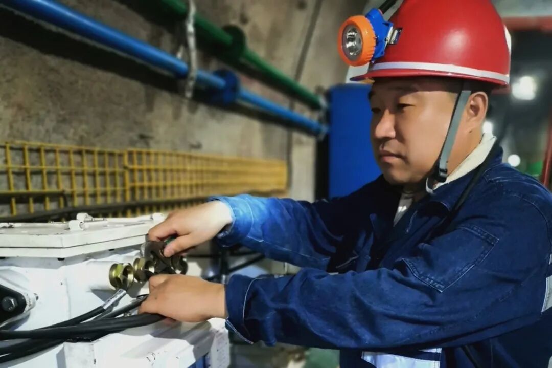 3运搬工区牛贵平.jpg