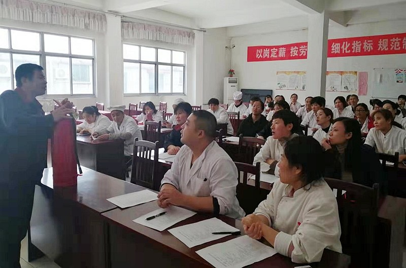 消防灭火器使用方法图片11