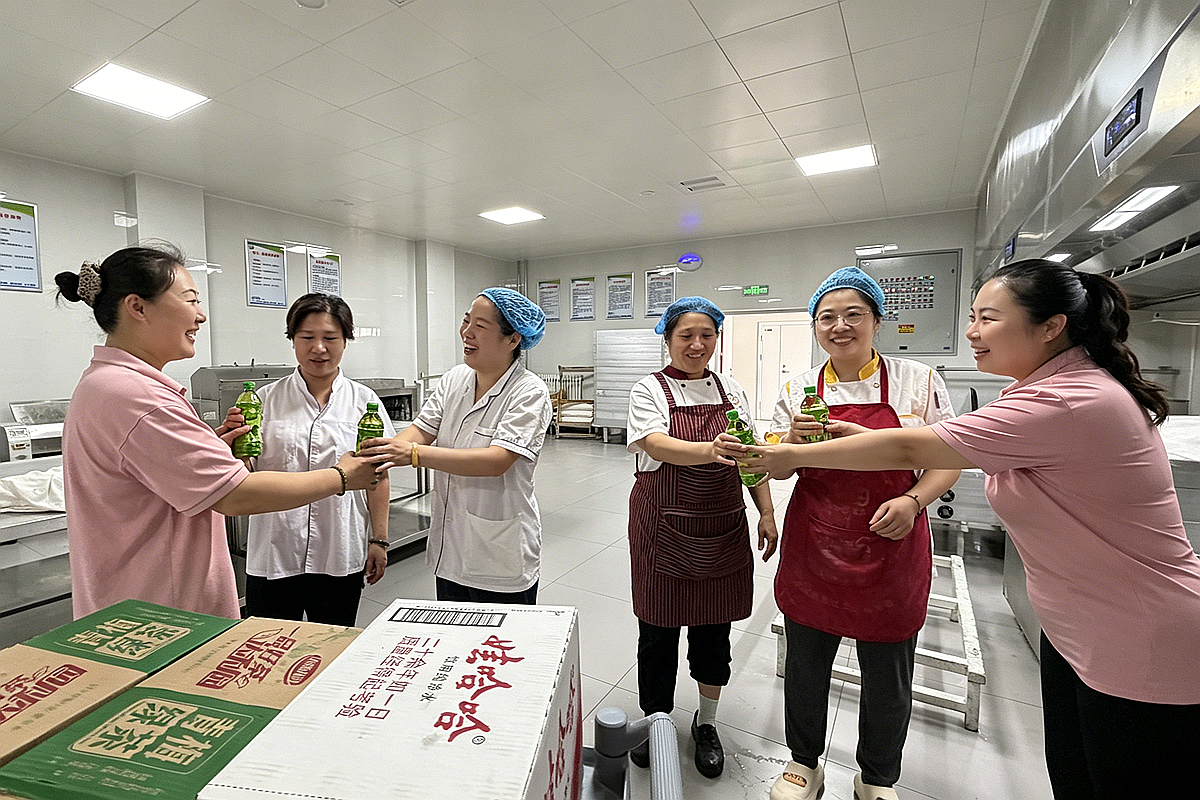 面案岗点送青梅