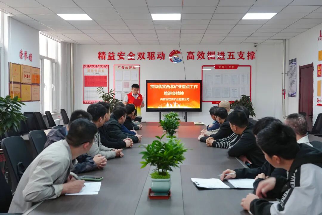 44f73fc4b57b610f862c999a82c95eb9.jpg