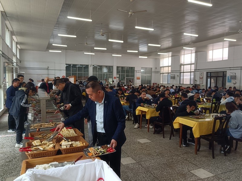 学员取餐就餐体验得到较大改观