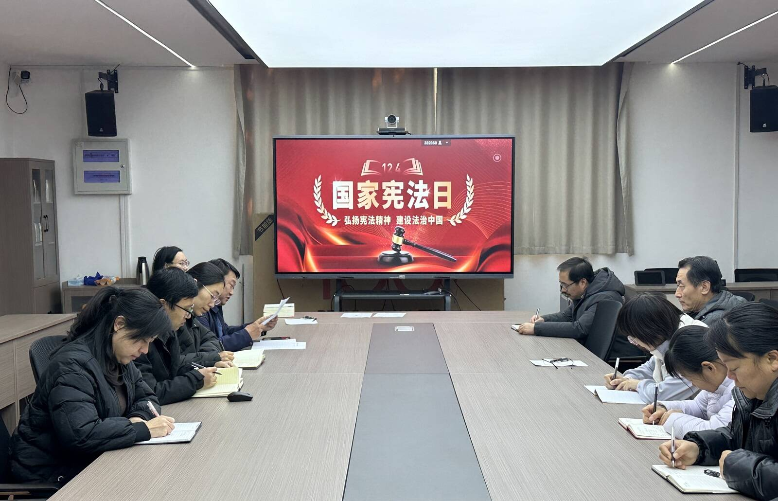 19608a90a5f2420b86268f6496bdde83