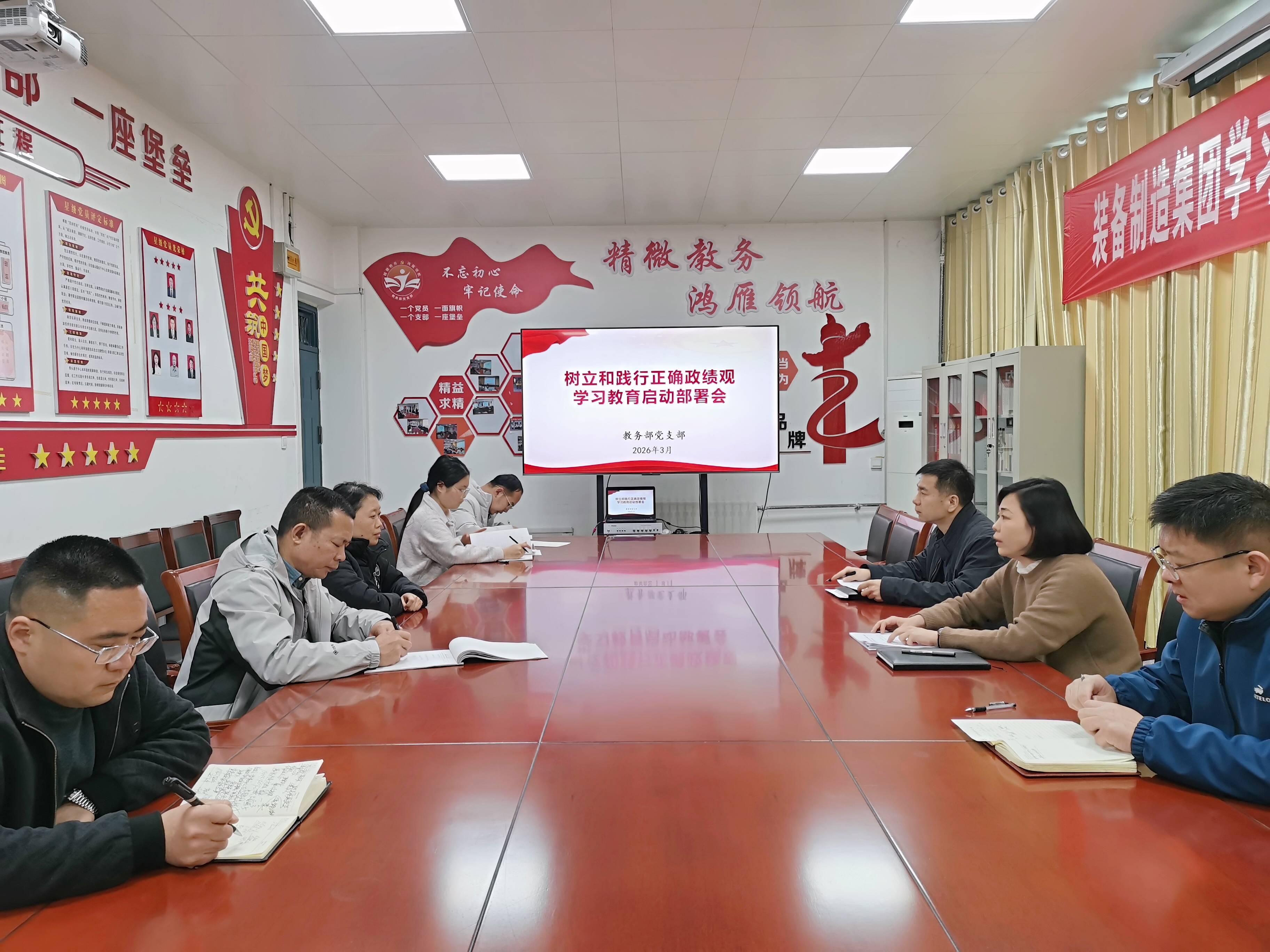 015db0b074c340618a27af8d71a9f458