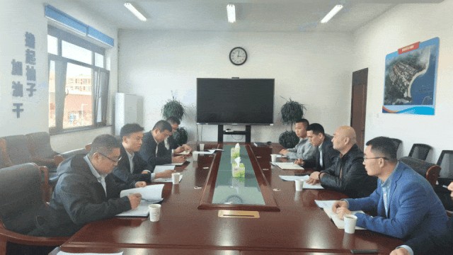 张鑫带队深入新能源供暖运营项目开展安全督导检查