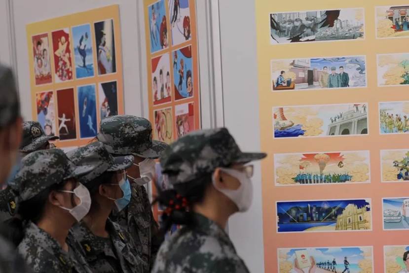 数媒动画系新生入学教育：“喜迎二十大 永远跟党走”学生作品展引关注