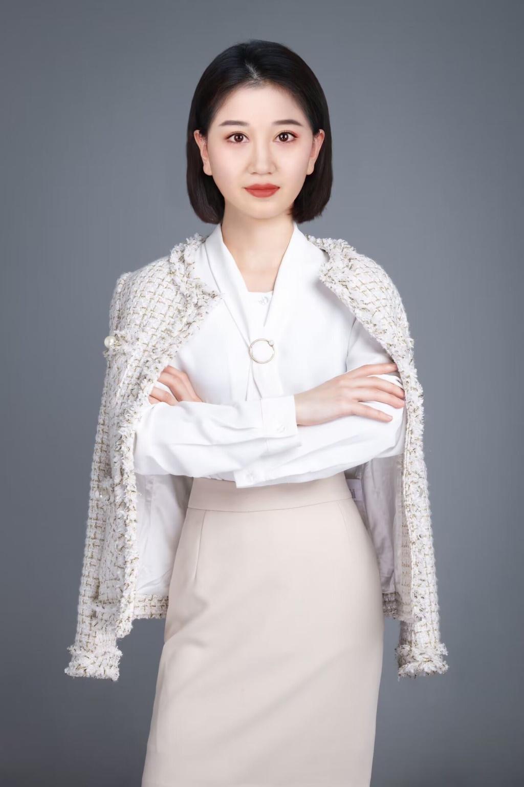 辅导员：王琳炜