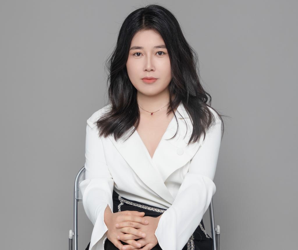 姬瑞丽