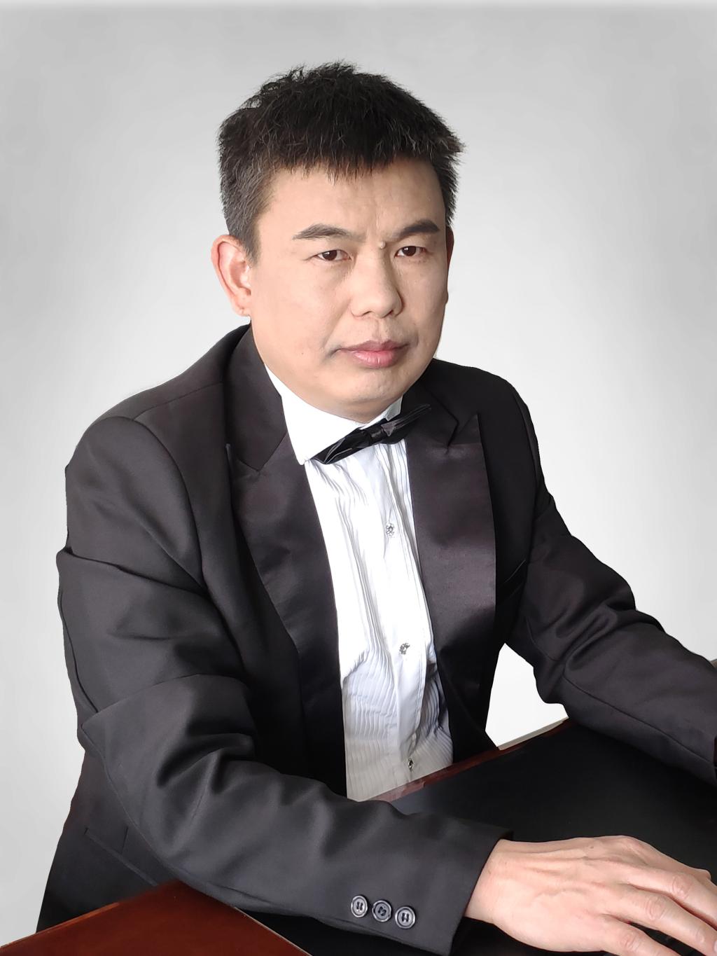 主任：董善志