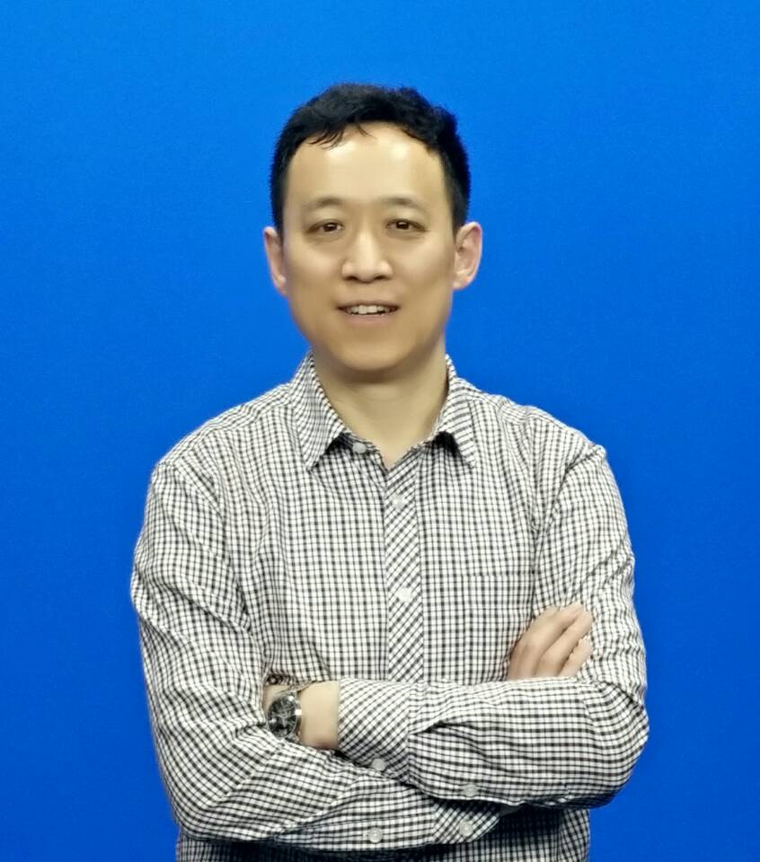 董珺