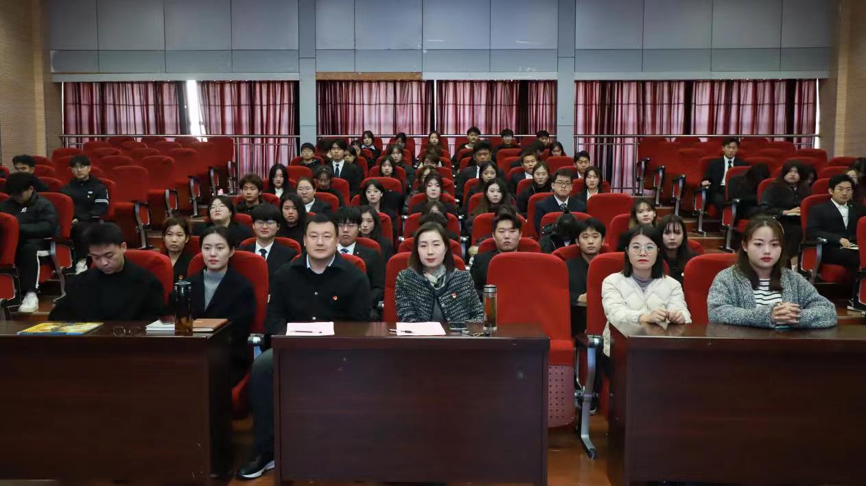艺术设计系举行“艺起悦读”读书分享活动（第二期）