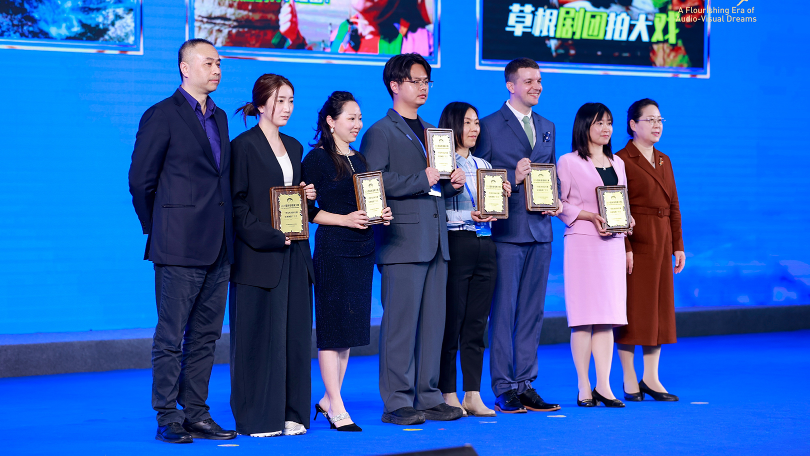 喜报！学院折桂2024国际短视频大赛！