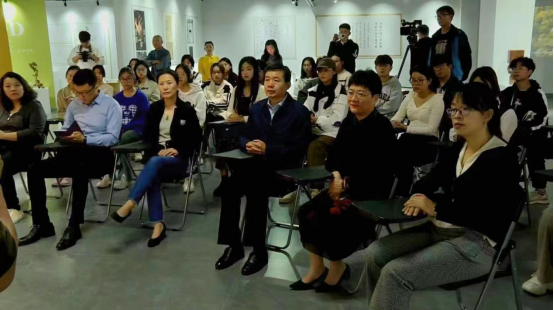 530E0C4A6F0448268825C80BE25_3CC1FDAC_A8147