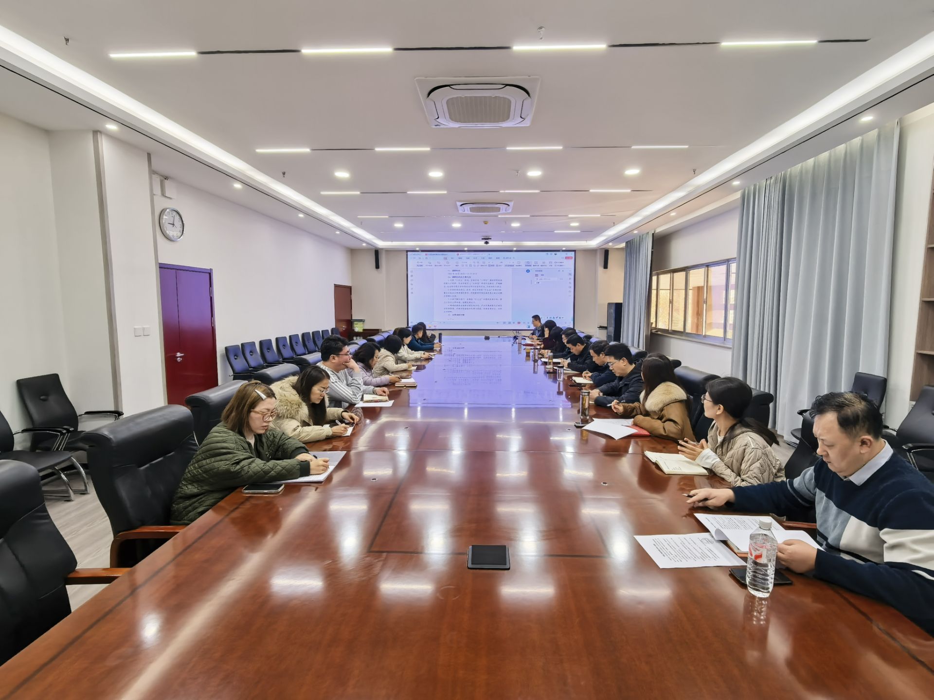 68b9e3cd2f064fab7e52c00a458ac472