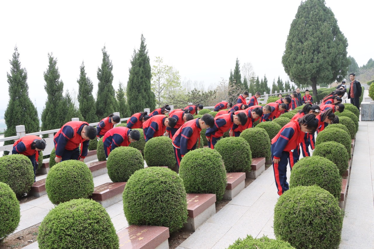 0cec33c9cccc4c5a8a5b52b3058f8a72