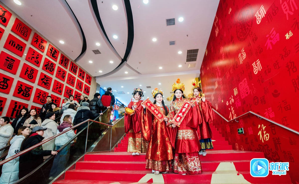 5757ddea302141b27f8b4643759f9b33