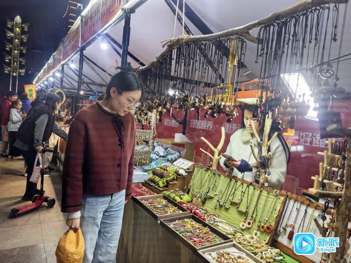 38527bdc41e046e6ec016e9f0095620f