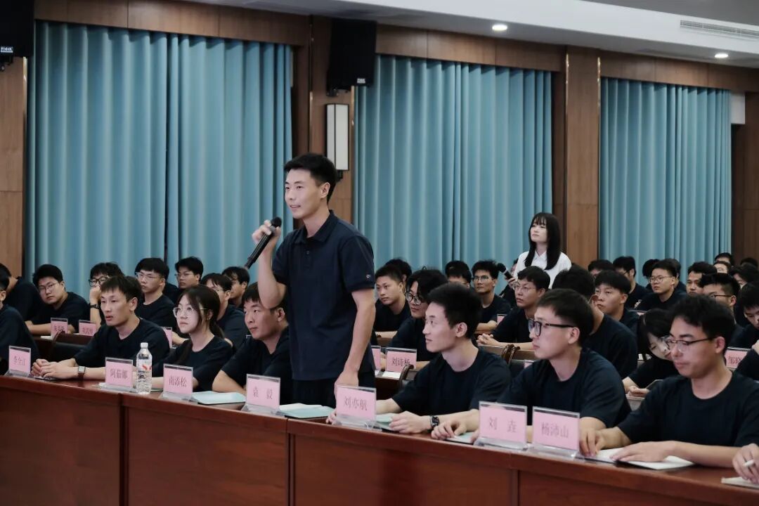 提问互动.jpg