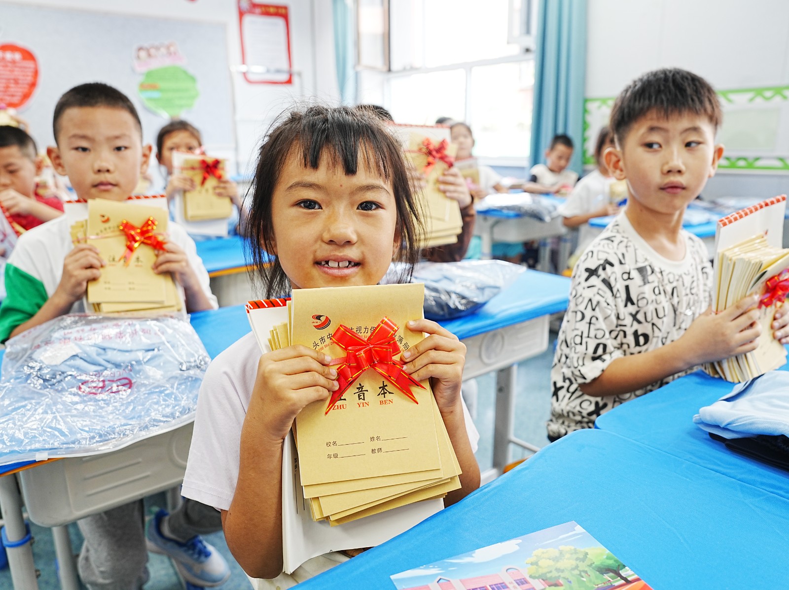 2024年秋季一年级新生入学这天，一年级(5217281)-20250803185052