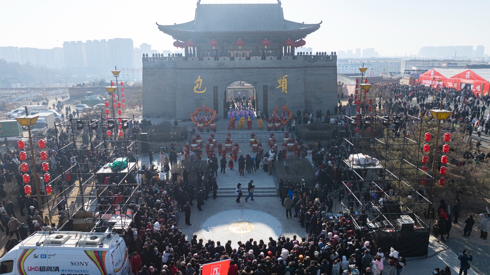老包头走西口历史文化街区火热开街5261(5703006)-20251020102246