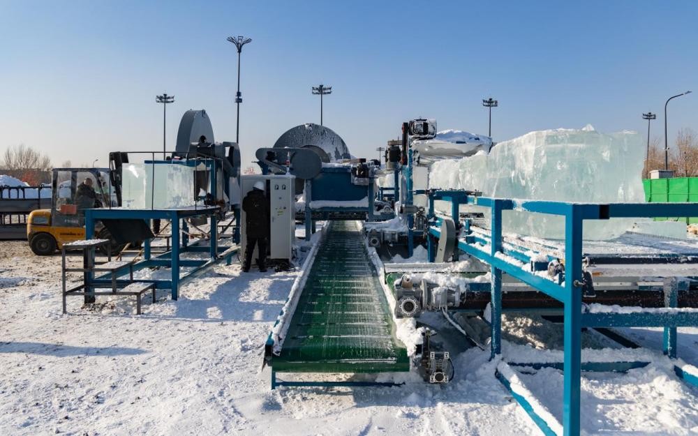 XxjnzxC000005_20251209_CBMFN0A001