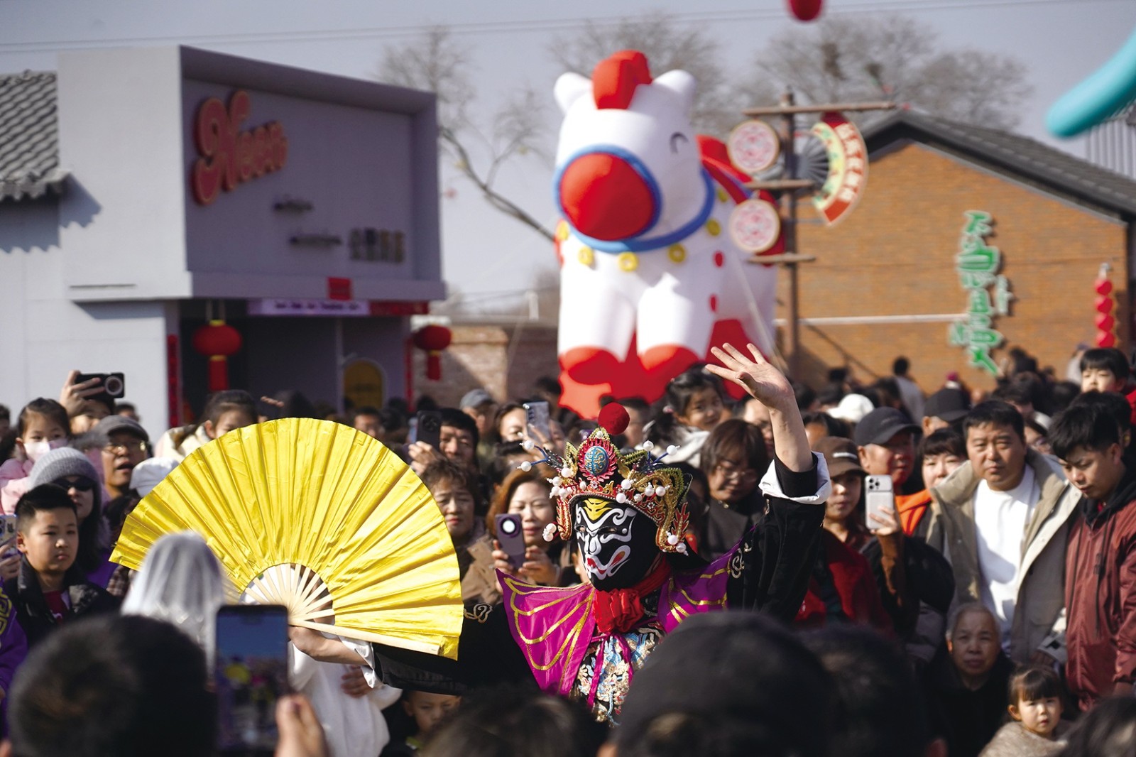 “天下黄河第一村”的精彩表演